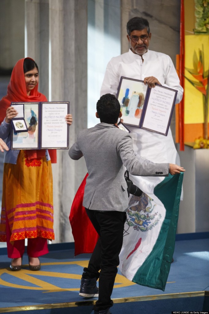 Malala’s Nobel Prize ceremony interrupted by a Mexican seeking for support to&nbsp;Mexico