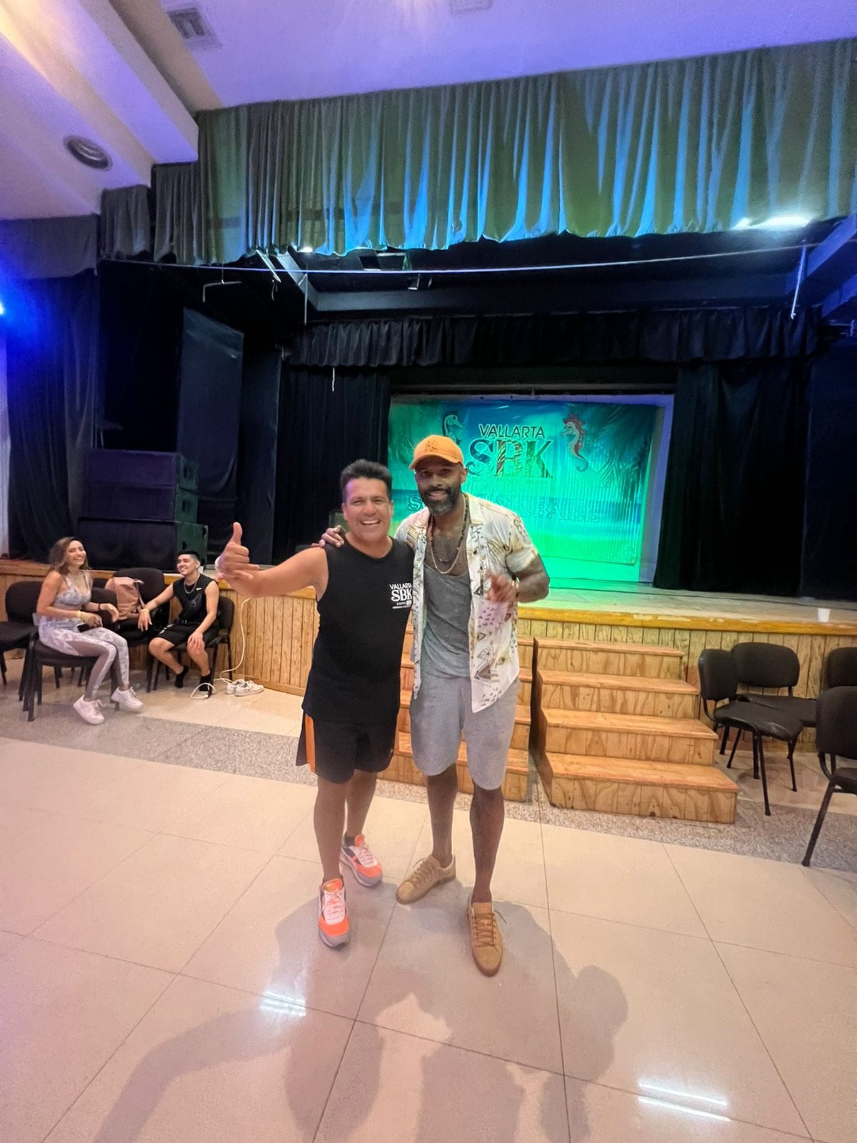 Tony Pirata e Israel Andalón en el SBK Vallarta.