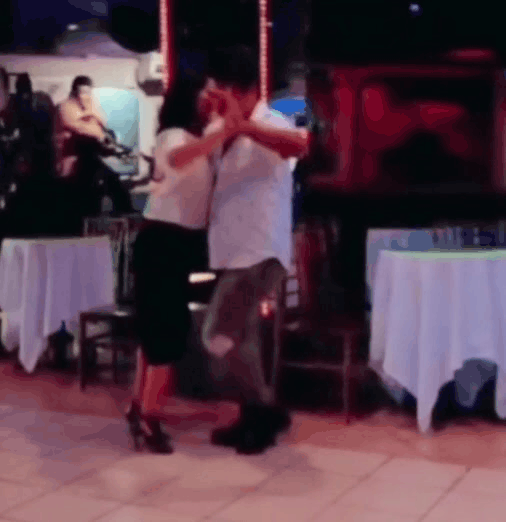 Andrea e Israel bailando Tango Argentino