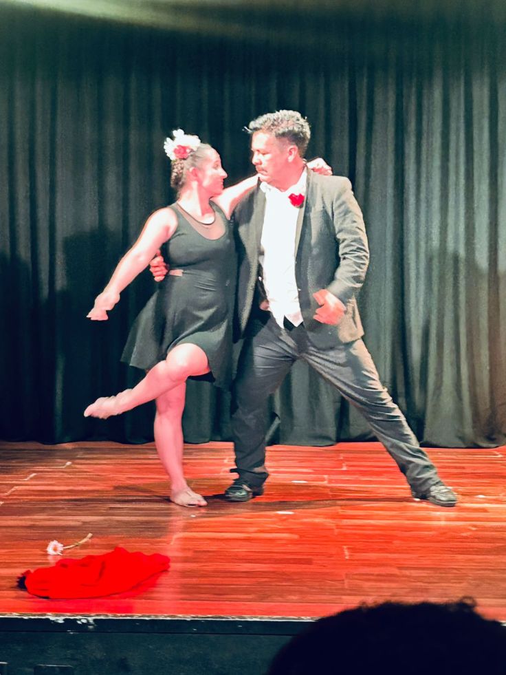 Amigos al finalizar Entre Flores y Raices en Cerka, Nuevo Vallarta.